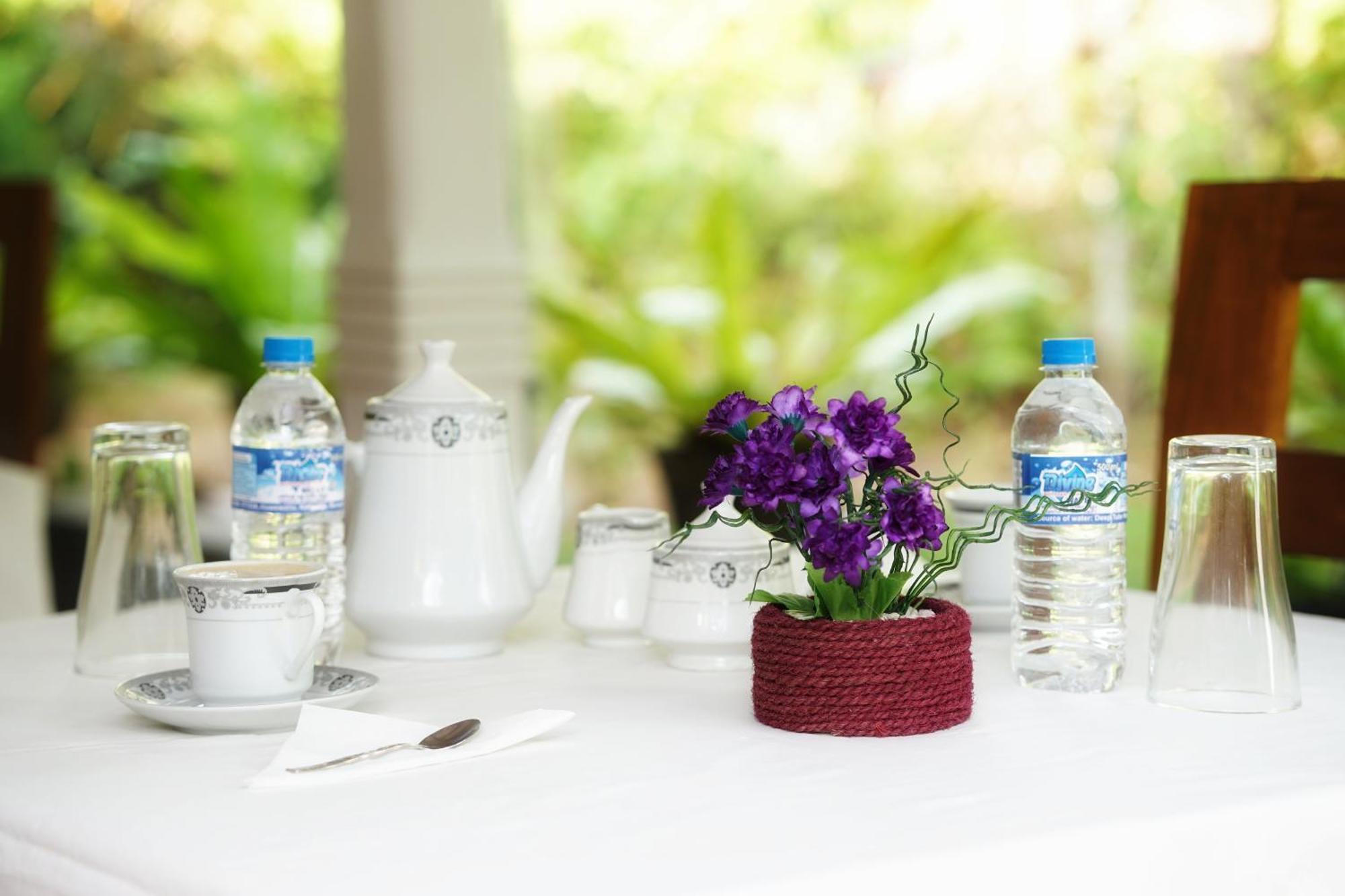 Sashini Homestay Sigirija Zewnętrze zdjęcie