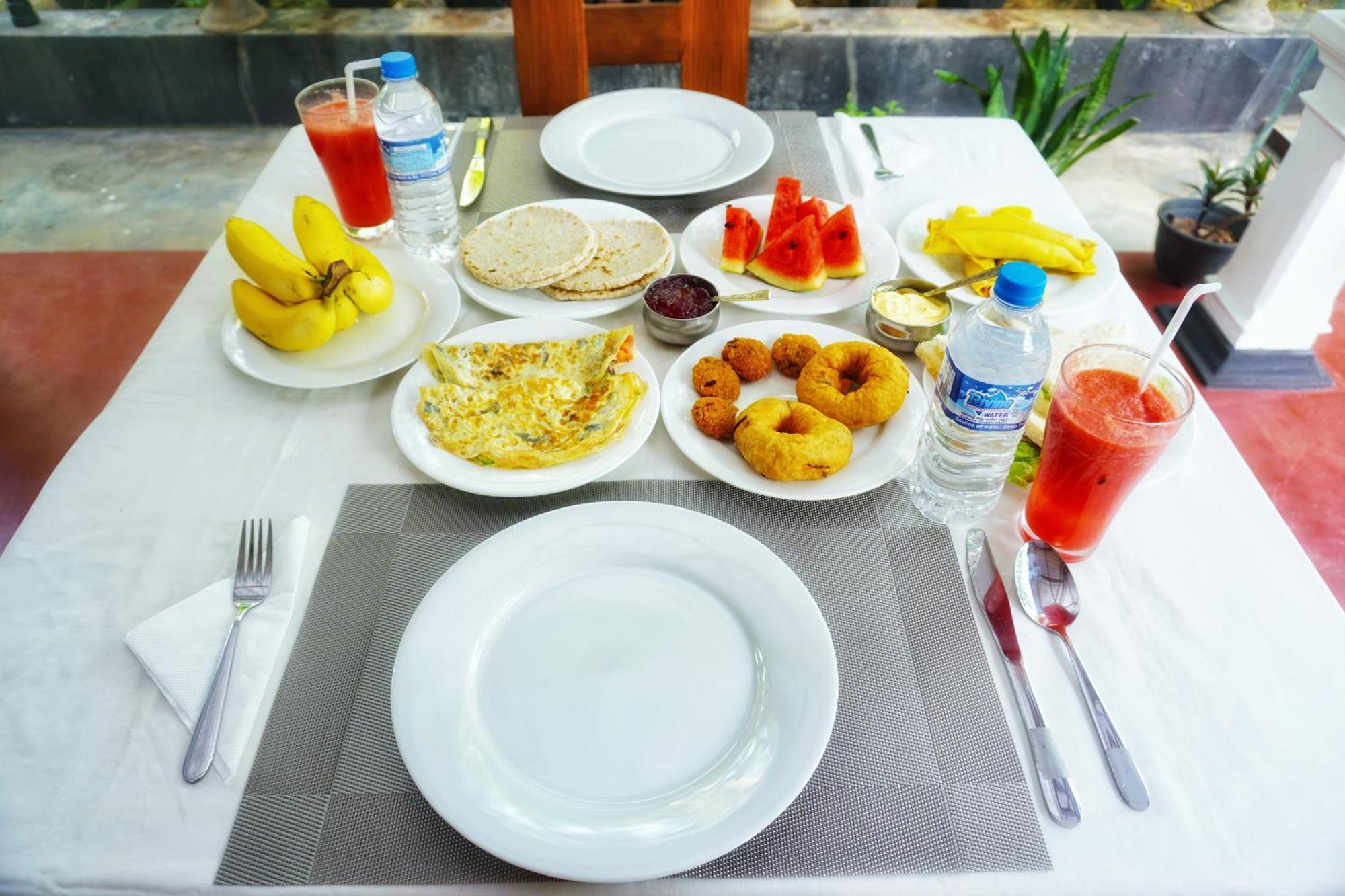 Sashini Homestay Sigirija Zewnętrze zdjęcie