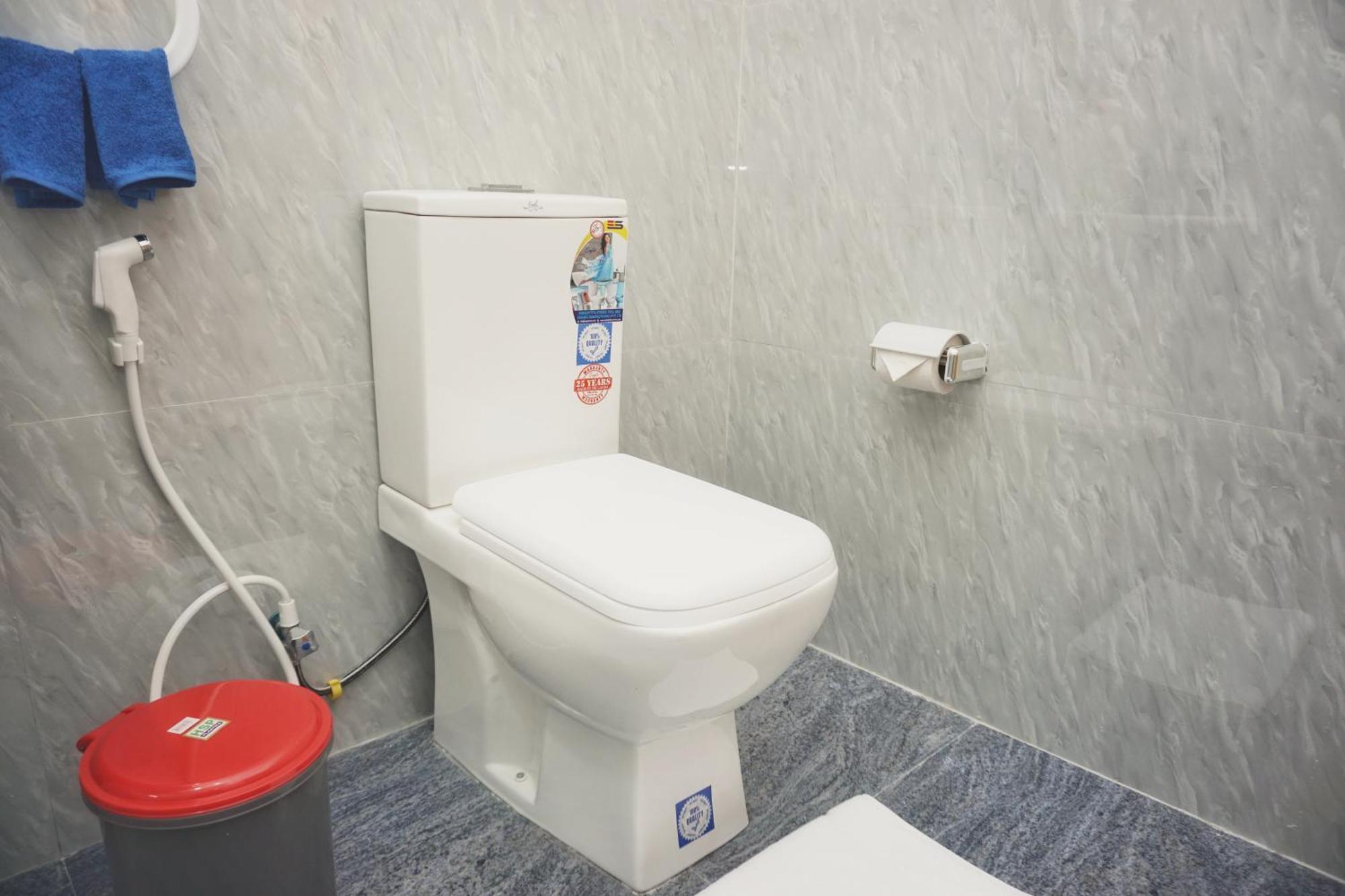 Sashini Homestay Sigirija Zewnętrze zdjęcie