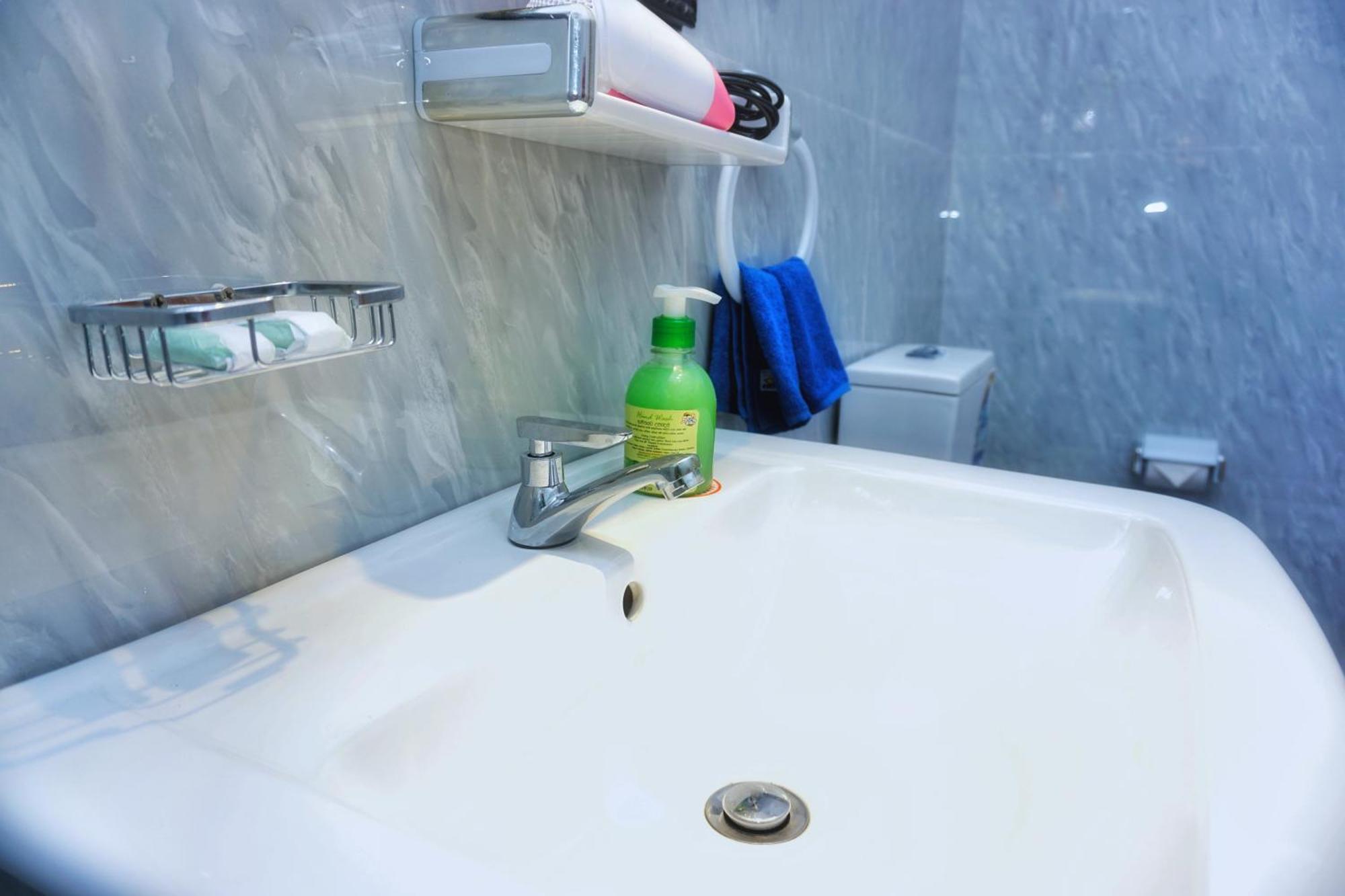 Sashini Homestay Sigirija Zewnętrze zdjęcie